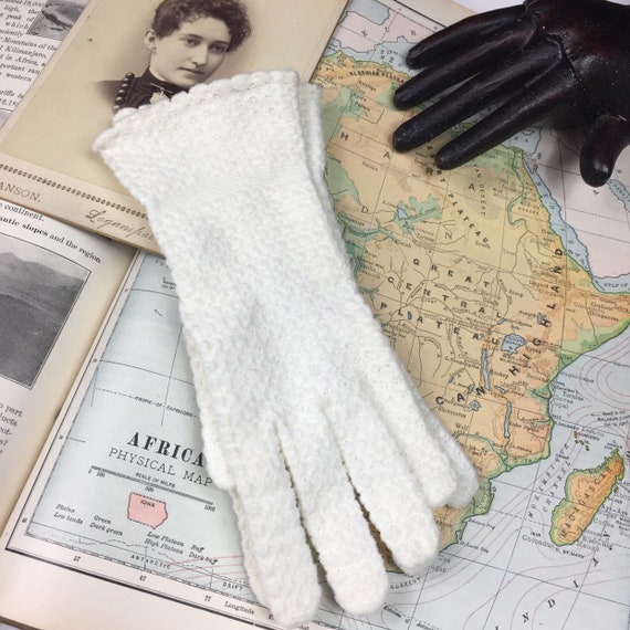 Vintage Off-White Italy Crochet Gloves / Free Shi… - image 2