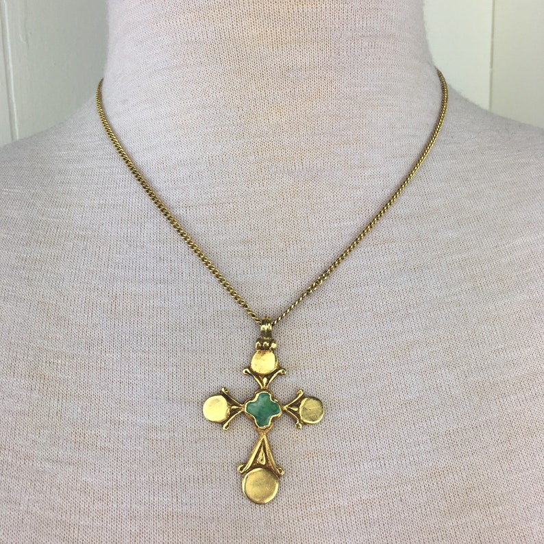 Vintage Gold Tone /& Green Celtic Cross Necklace Free Shipping