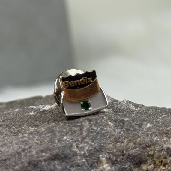 Vintage CTO 10K Gold Bendix Pin w/ Emerald Stone … - image 2