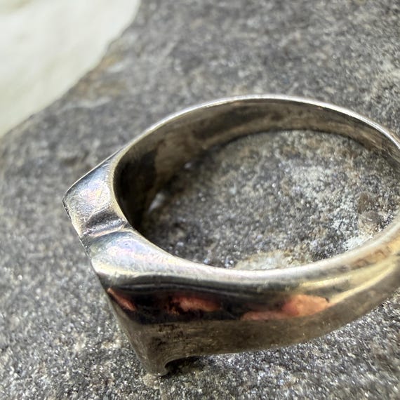 Sterling Silver M Initial Statement Ring 7.25 - image 11