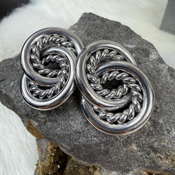 Vintage Interlocking Infinity Loops Silver Tone P… - image 2