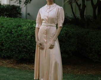 RARE C. 1930s blush silk satin and bakelite gown antique art deco dressing gown