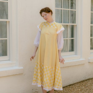 RARE C. 1970s Gina Fratini gingham yellow and eyelet picnic dress English vintage image 4