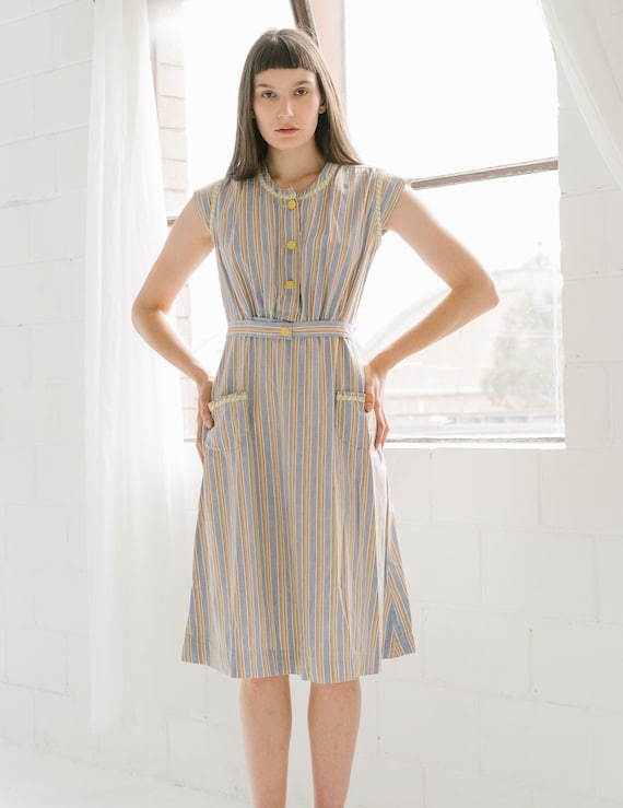1930s printed cotton candy striped dress with bake