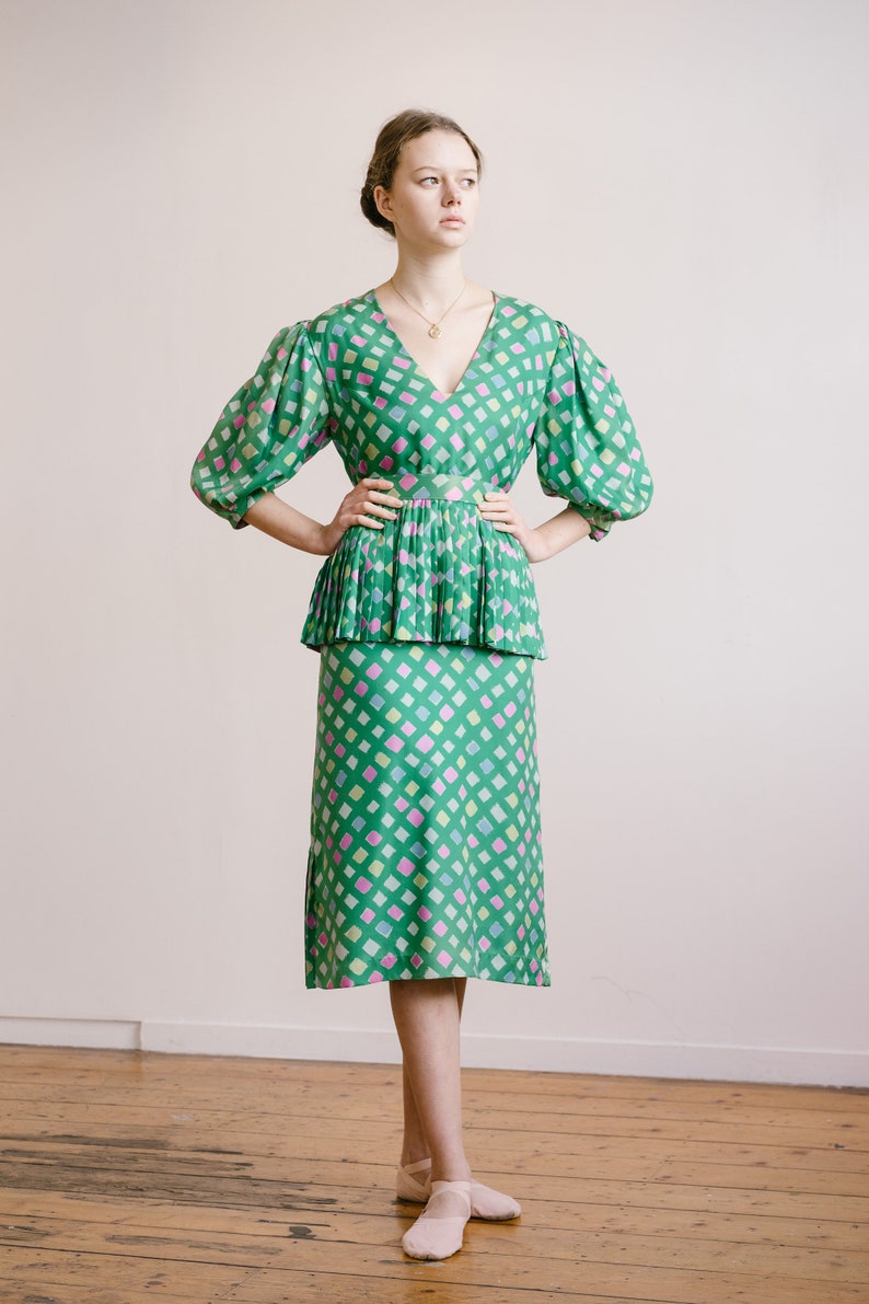 Vintage pure silk printed balloon sleeve accordian pleated dress OOAK rare 1970s 1980s image 4