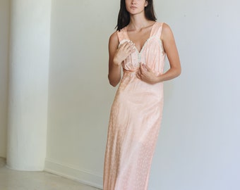 1930s damask silk baby pink nightgown heart shaped Art Deco