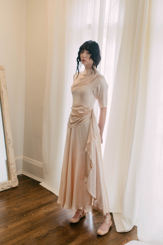 Rare 1930s old Hollywood liquid silk satin gown OO