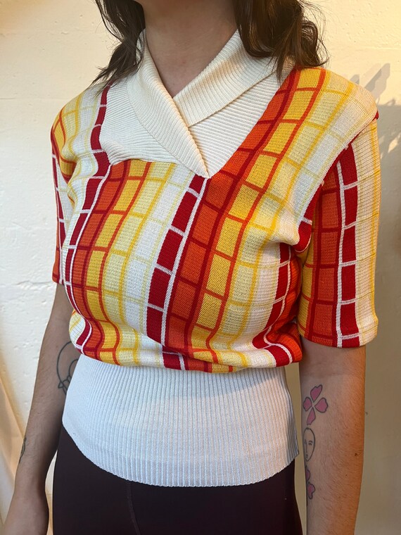 1970s Italian made vibrant knit blouse