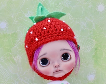 Strawberry Hat for Blythe, Blythe Helmet, Strawberry Blythe, Strawberry Helmet for Blythe Dolls, Custom Blythe Doll