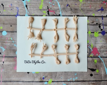 Natural Blythe Doll Hands for Custom Blythe, Jointed Small Body, Replacement Doll Hands, Hands for Custom Blythe, Blythe Doll, Blythe