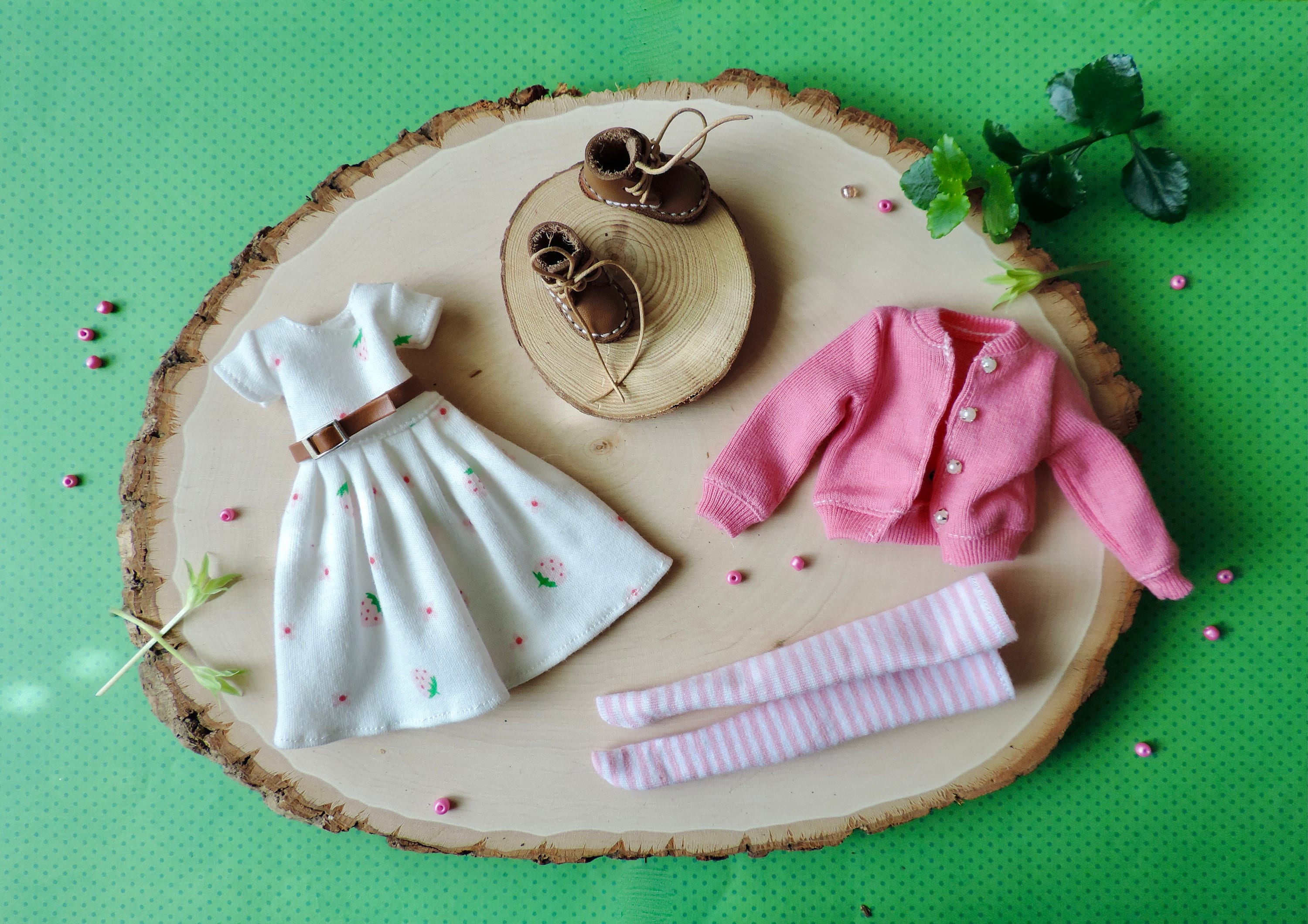 Custom Blythe Strawberry Outfit, Blythe Shoes, Blythe Clothes, Blythe Socks, Blythe Hat, BeBe Blythe, Blythe Dolls, Doll Clothing