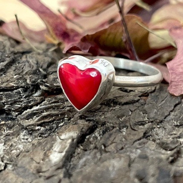 Rosarita Heart Ring, Red Rosarita ring