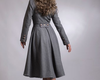 Manteau princesse en laine, manteau Swing Fit et Flare, manteau de robe d’hiver personnalisé, manteau en cachemire en gris clair, pardessus sur mesure en laine à double boutonnage