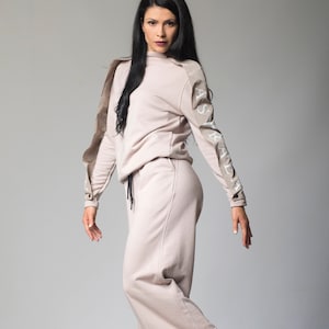 Sweatshirt and Wide Leg Pants Set, Womens Pants Set, Women Sweatsuit, Two Piece Set, Women Track Suit, Comfy Loungewear, Everyday Clothing