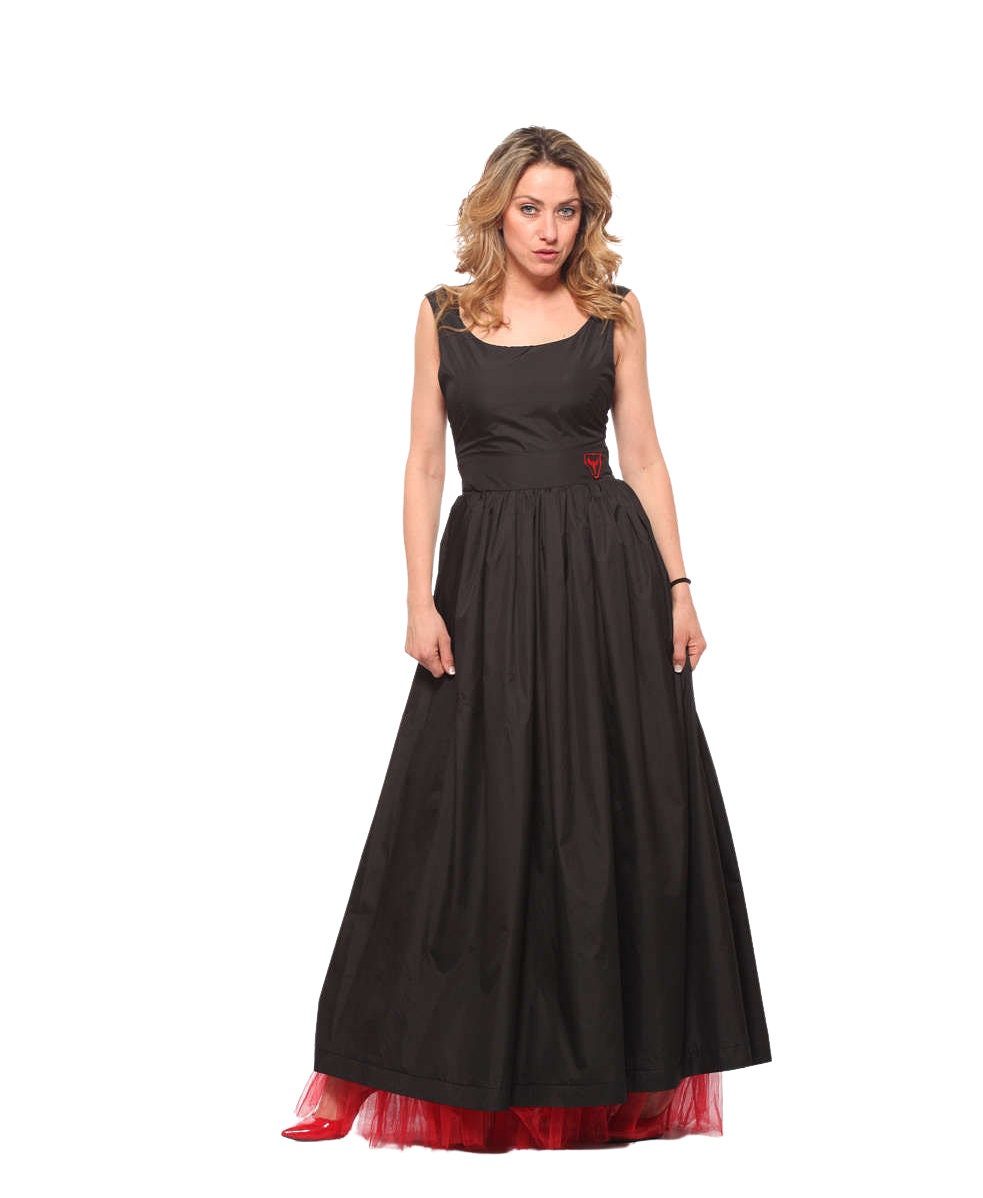 black wedding dress spain