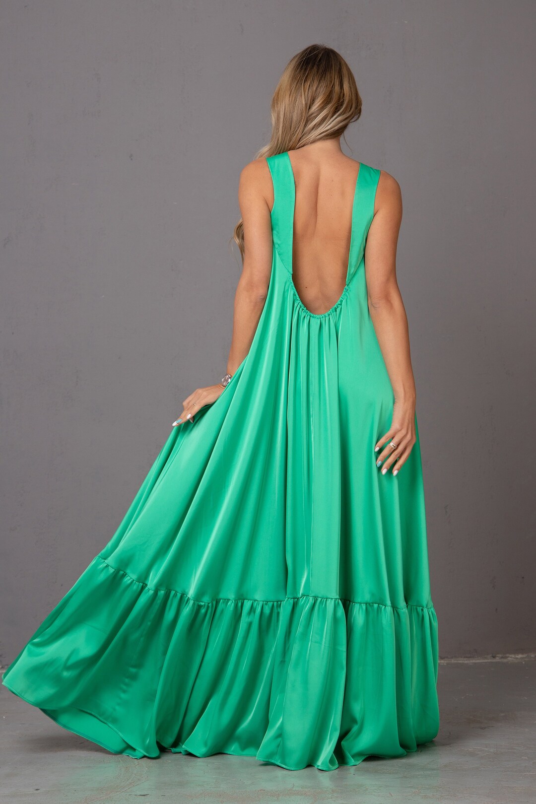 Free Silhouette Backless Accent Dress Full Women Dress Etsy