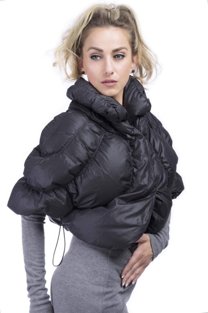 Cropped Puffer Jacket, Stylish Oversized Puffer Vest, Short Sleeves Jacket, Scarf Puffer Coat, Avantgarde Clothing, Black Puffy Jacket