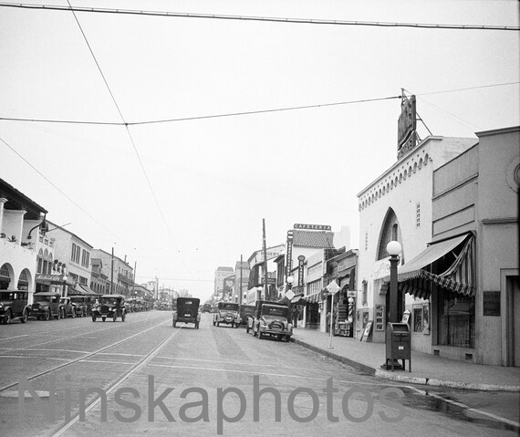 1920s Santa Barbara, State Street, California, United States, 1920s antique photo reprint, black and white photo, Street Scene, CA