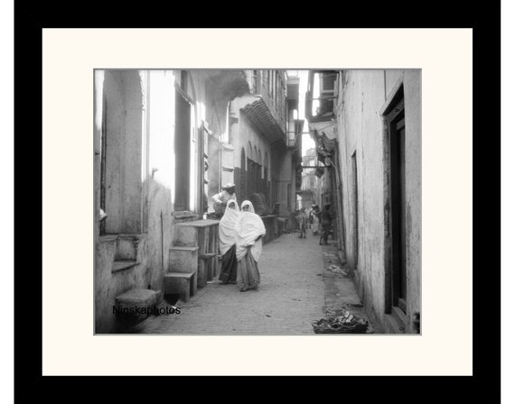 Street Scene in Delhi, India Vintage Photo Reproduction by James Dearden Holmes - Historical Photo