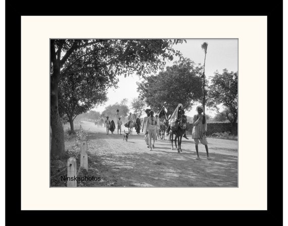 On the way to a Festival in Delhi, India Vintage Photo Reproduction by James Dearden Holmes - Historical Photo