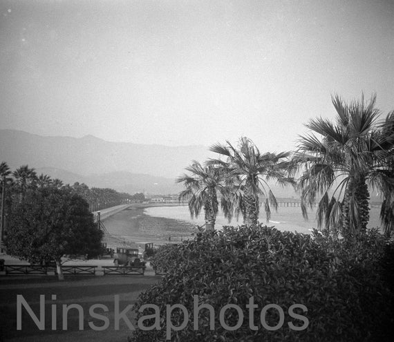 1920s Santa Barbara Promenade & Beach, California, United States, 1920s antique photo reprint, black and white photo, Street Scene, CA