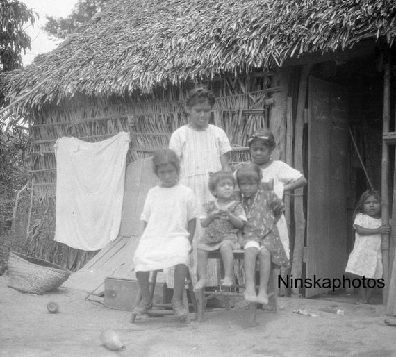 1920s Medellin Village Family Scene, Mexico 1920s Antique Photo reproduction, Vintage Photography Black and White