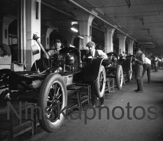 Ford Model T, Assembly Line, Ford Factory Fordson Plant, Detroit, Michigan, 1920s antique photo reprint, Gift for Mechanic, Automobile, Car