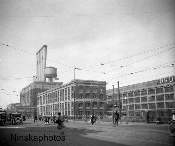 1926 Ford Factory Highland Park, Detroit, Michigan by James Dearden Holmes antique photo reprint, Automobile, Vintage Photo