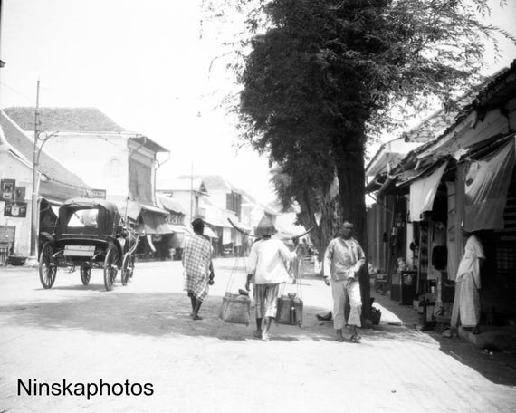Surabaya Street Scene - Java, Indonesia - 1925 - Fine Art Antique Photo Print - BNW - Vintage Photo - 3087