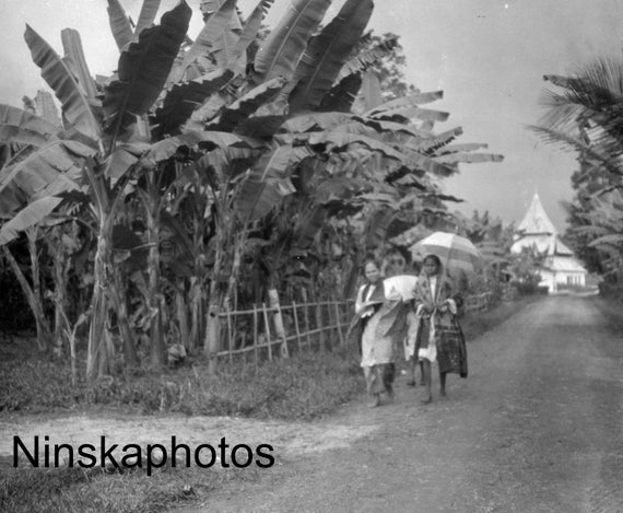 Padang Highlands, Sumatra - Women walking down a Country Lane - Indonesia - 1925 - Fine Art Antique Photo Print - Vintage Photo - 3381