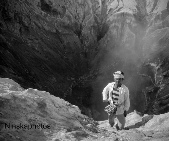 Mount Bromo - Local Guide at the Volcano - Java, Indonesia - 1925 - Fine Art Antique Photo Print - BNW - Vintage Photo - 3129