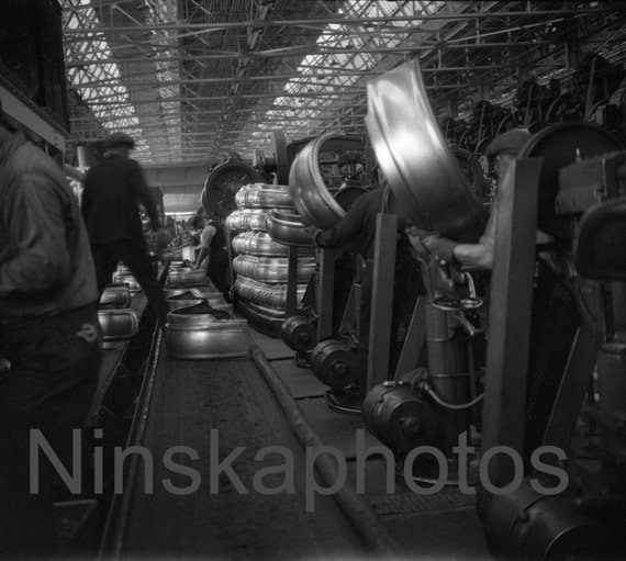 Pressed Steel Building, Ford Factory, Highland Park, Detroit, Michigan, United States, 1920s antique photo reprint