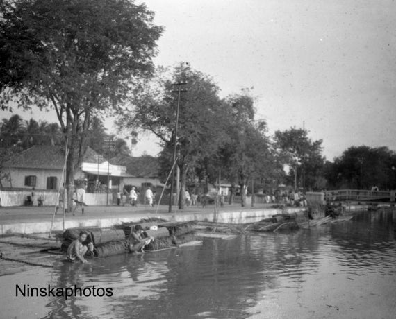 Batavia Jakarta - Locals bathing in the Canal - Java, Indonesia - 1925 - Fine Art Antique Photo Print - BNW - Vintage Photo - 3288