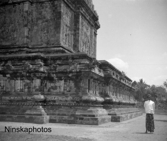 Temple of Mendut, Magelang, Java, Indonesia - Buddhist Temple - Borobudur - 1925 - Fine Art Antique Photo Print - Vintage Photo - 3227