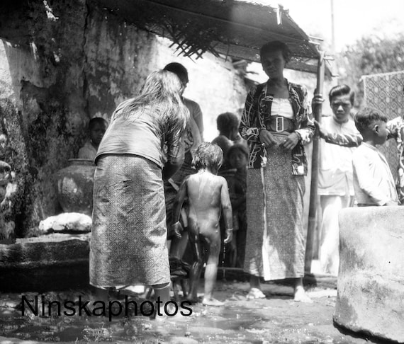 Village Market near Yogyakarta - A Child's Shower Bath - Indonesia - 1925 - Fine Art Antique Photo Print - BNW - Vintage Photo - Photography