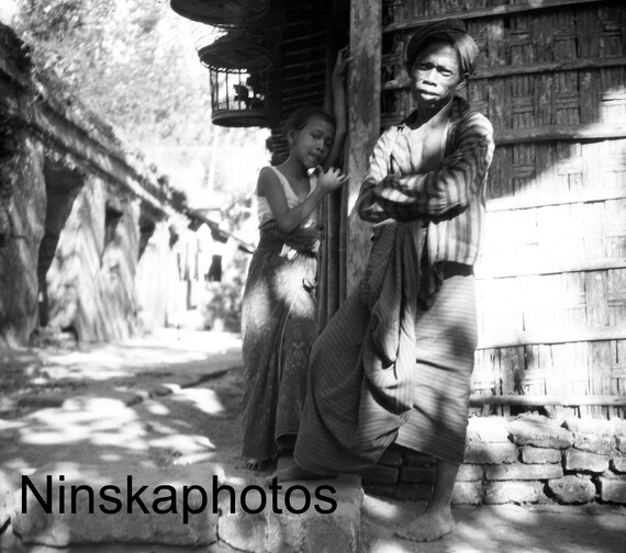Yogyakarta - Man and Girl - Java, Indonesia - 1925 - Fine Art Antique Photo Print - BNW - Vintage Photo - 3165