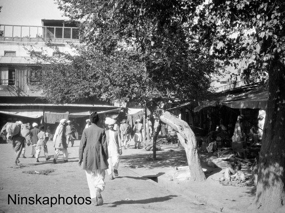 Street Scene in Peshawar, India - Pakistan - Vintage Photo Reproduction by James Dearden Holmes