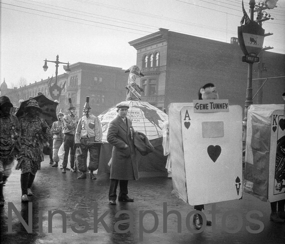 Philadelphia 1927 Mummer's Parade, 'Miss Radio' Pennsylvania, United States, 1920s antique photo reprint, vintage photography, folk festival
