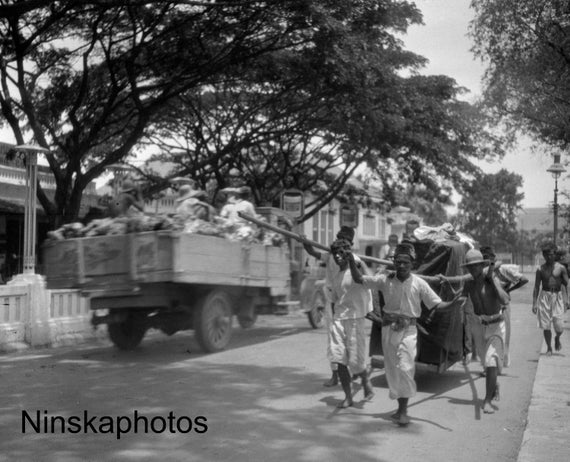 Furniture Movers in Batavia Weltevreden Jakarta - Java, Indonesia - 1925 - Fine Art Antique Photo Print - BNW - Vintage Photo - 3276
