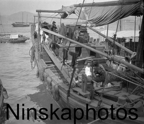 Hong Kong Harbour, Boat, 1920s antique photo reprint, Vintage boat, vintage photo, art photo, Hong Kong Local History, Sailing, Ship