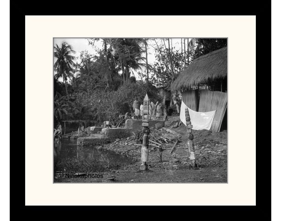 Village Scene (Pond near Ghat) near Calcutta (Kolkata) India Vintage Photo Reproduction by James Dearden Holmes - Historical Photography