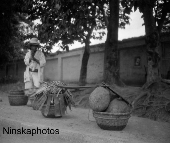 Bogor Buitenzorg - Jackfruit Sellers - Street Scene - Java, Indonesia - 1925 - Fine Art Antique Photo Print - BNW - Vintage Photo - 3307