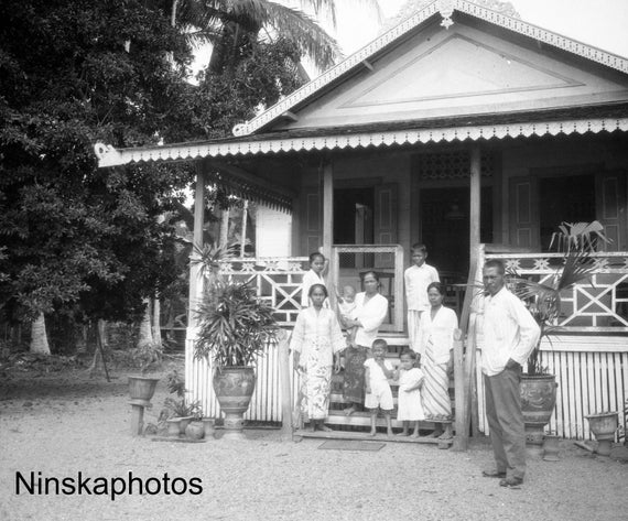 A Christian Dayak Family in Betoeng - West Kalimantan - Borneo - Indonesia - 1925 - Fine Art Antique Photo Print - BNW - Vintage Photo