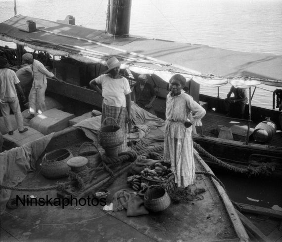 1920s Fortaleza, Brazil - Women selling fruit - Antique Photo Reproduction - Vintage Photography - Black and White