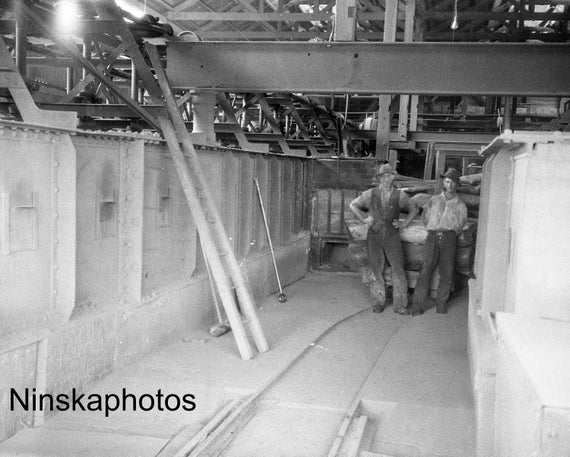 Miners at Chaffers Gold Mine - Boulder Kalgoorlie - Western Australia - 1925 - Fine Art Antique Photo Print - Vintage Photo - 1931