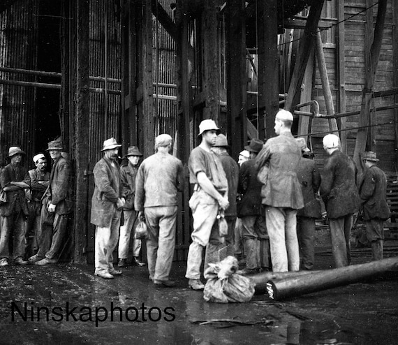 Miners waiting to descend at the Great Boulder Gold Mine - Kalgoorlie Australia - 1925 - Fine Art Antique Photo Print - Vintage Photo - 1938