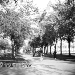 1926 Winnipeg, Canada, Broadway, Scène de rue, réimpression de photo antique des années 1920, Architecture, Décoration murale monochrome, Histoire canadienne