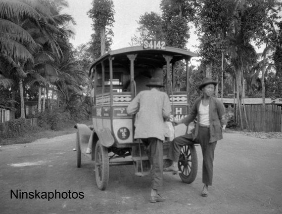 A Singapore Bus, Singapore - Vintage Photo Reproduction by James Dearden Holmes - Historical Photo - Rickshaw - Street Scene
