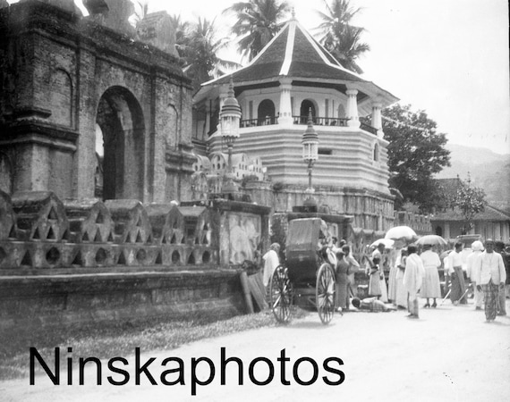 1920s Kandy, Ceylon, Sri Lanka, The Temple of the Tooth Sri Dalada Maligawa by J. Dearden Holmes, 1920s antique photo reprint Buddhism