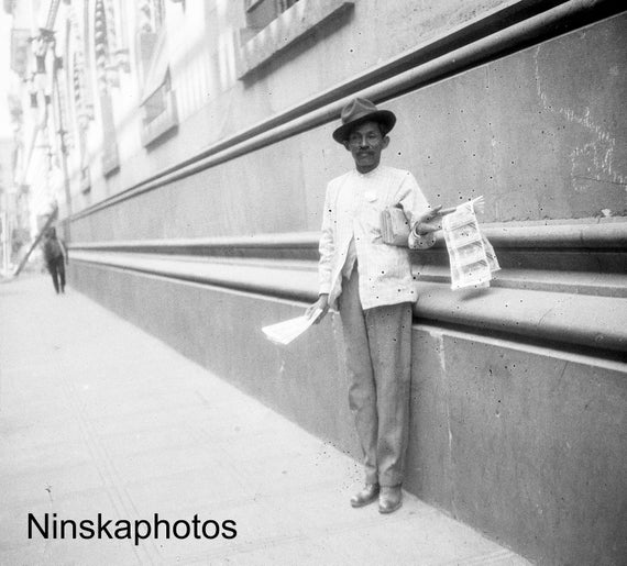 1920s Lottery Ticket Seller at the Zocalo, Mexico City Antique Photo Reproduction - Vintage Photography - Black and White